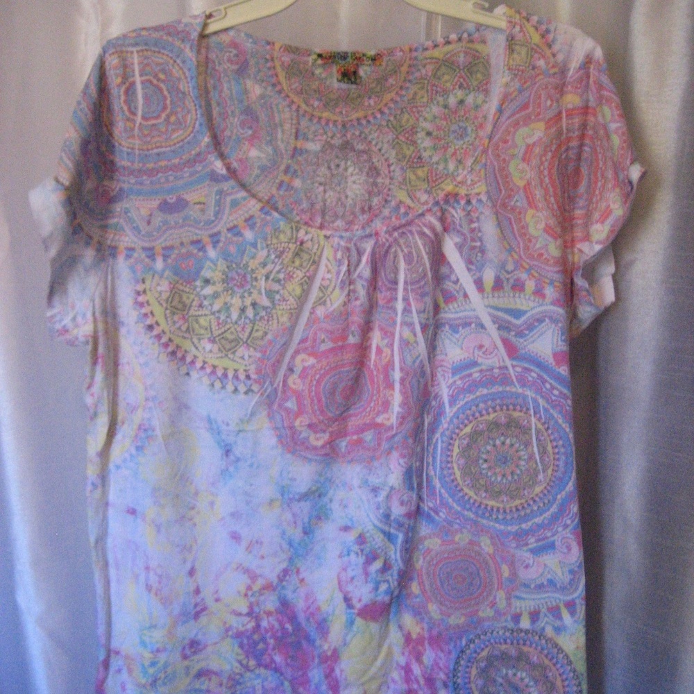 Carolyn Taylor Multi Color Short Sleeve ShirtSzXL